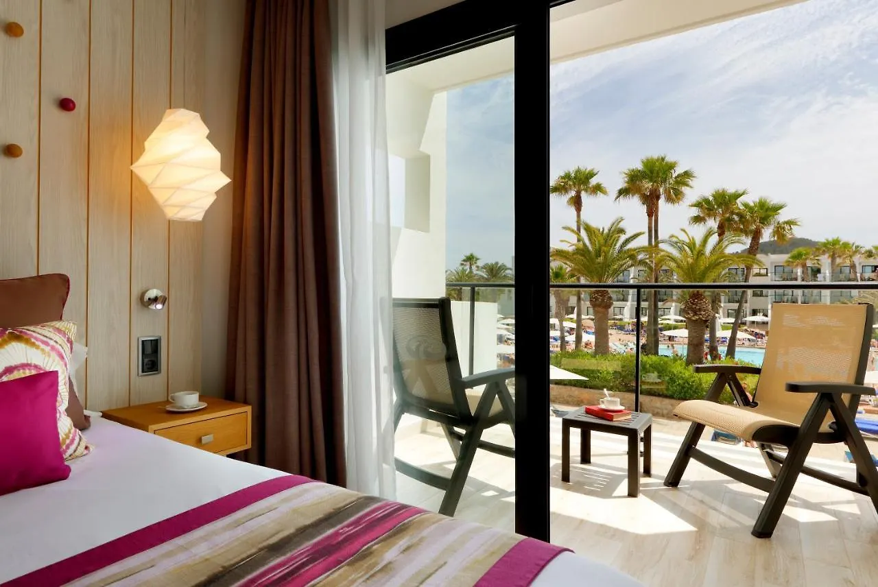 Grand Palladium White Island Resort & Spa Playa d'en Bossa Hotel
