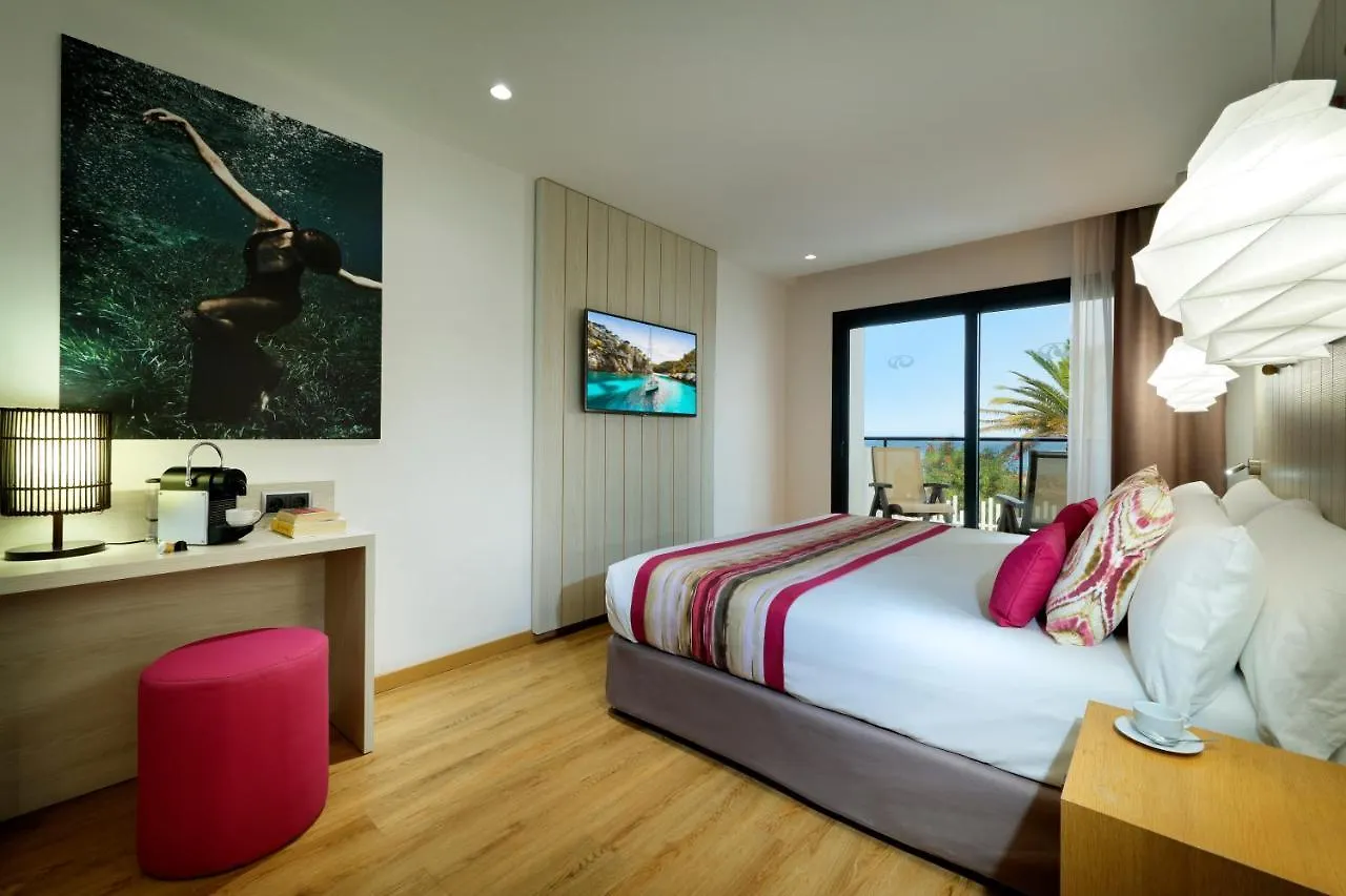 Grand Palladium White Island Resort & Spa Playa d'en Bossa Hotel